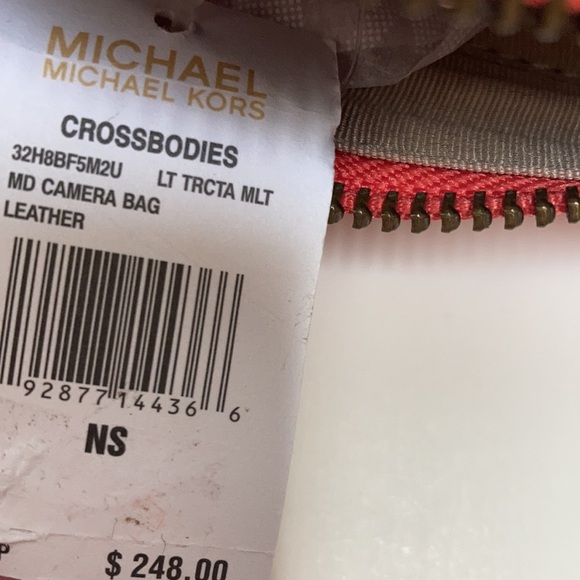 NWT Michael Kors Leather Chevron Crossbody Medium - Picture 15 of 15